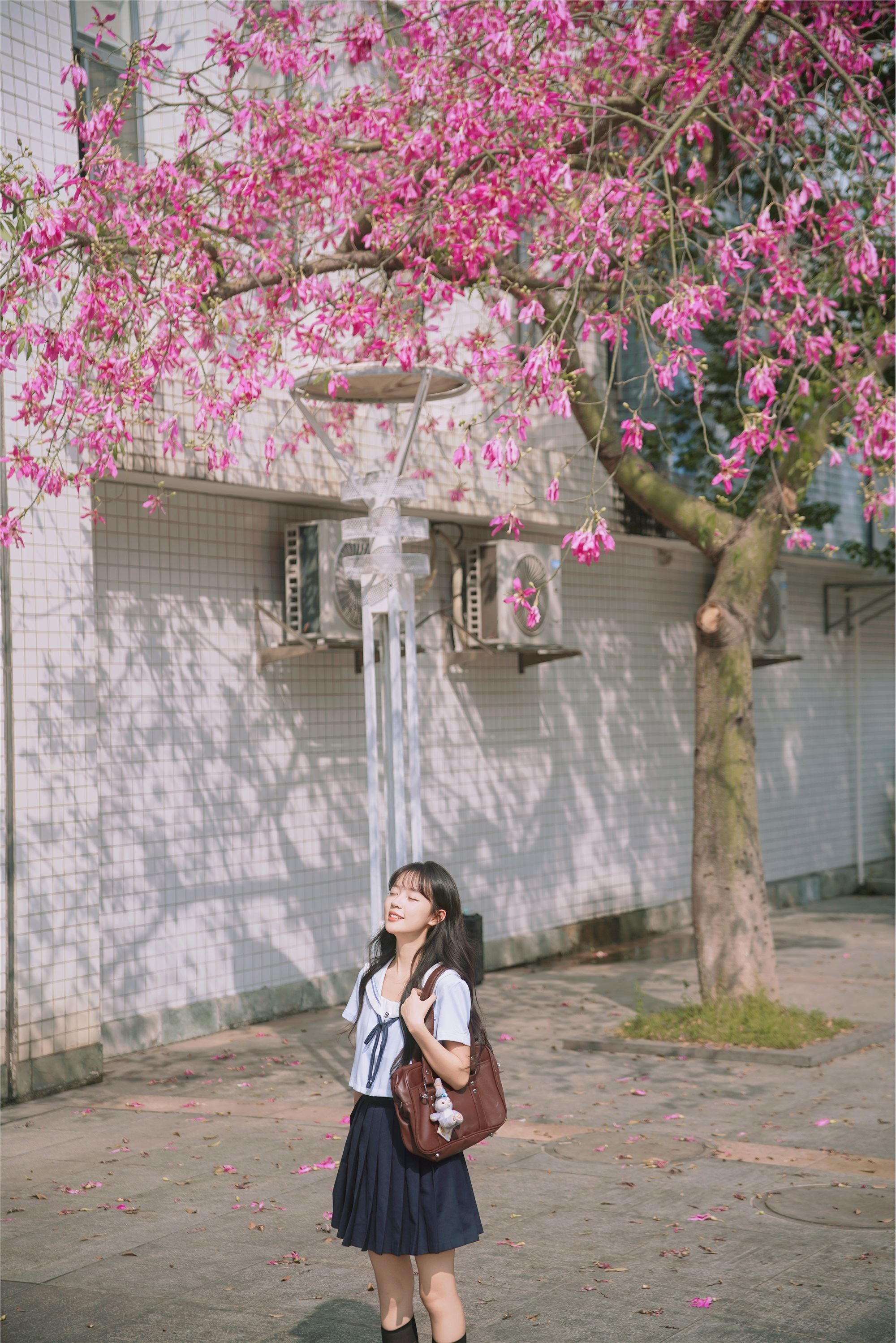 YITUYU艺图语 2025.01.18 粉色的恋爱季 小鱼